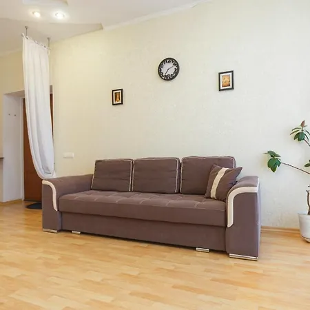 Apartment Goodrest On Troitskaya *